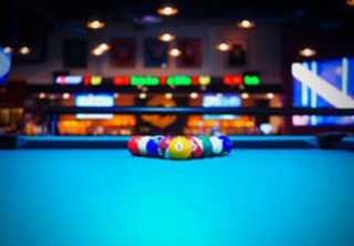 Sell a pool table in Muncie, Indiana